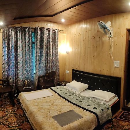 Dream River Resort Pahalgām Екстериор снимка