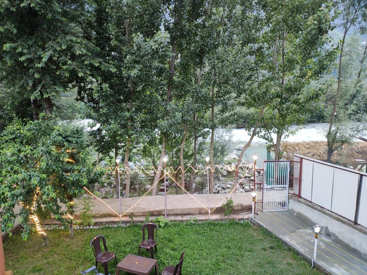 Dream River Resort Pahalgām Екстериор снимка