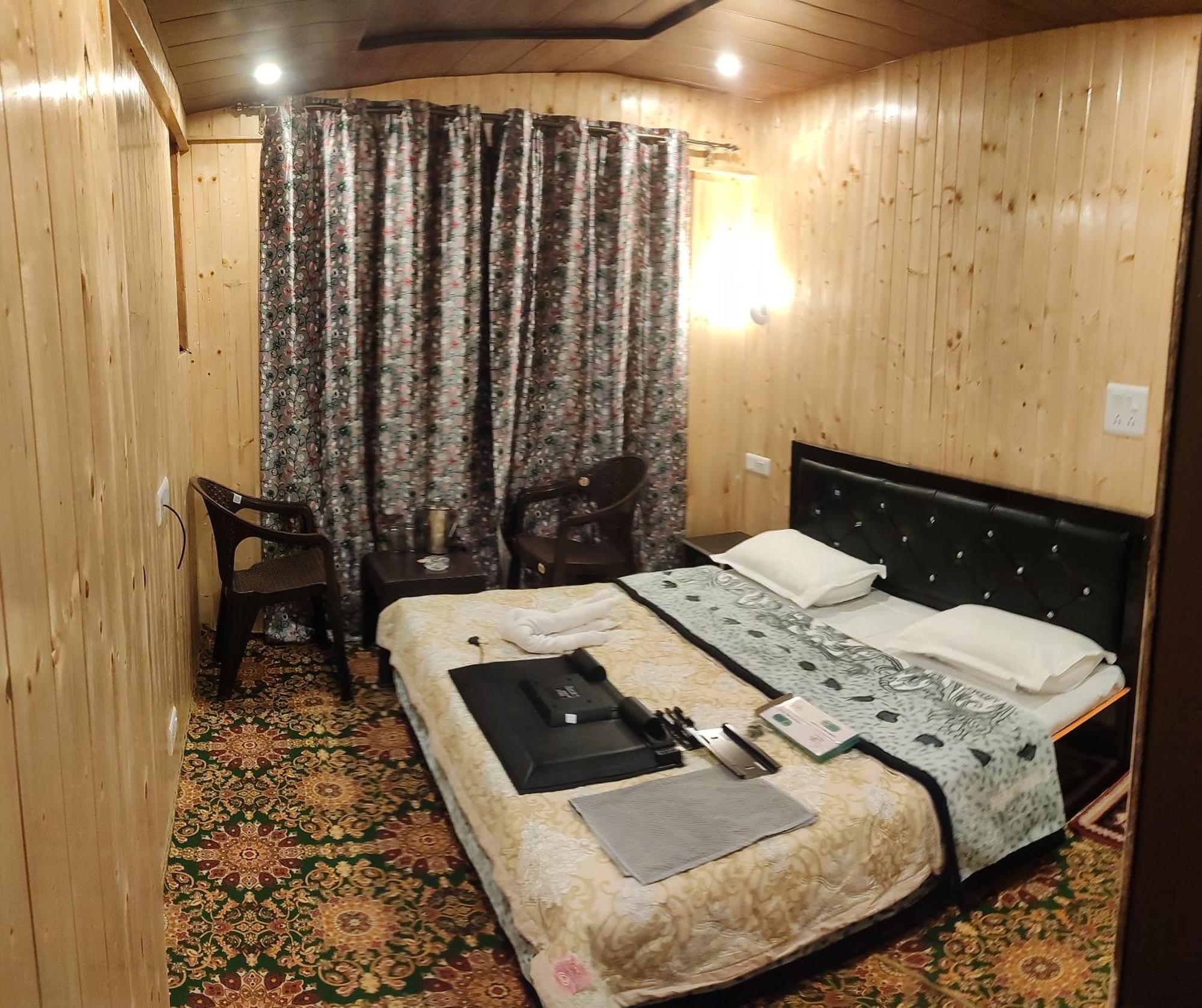 Dream River Resort Pahalgām Екстериор снимка