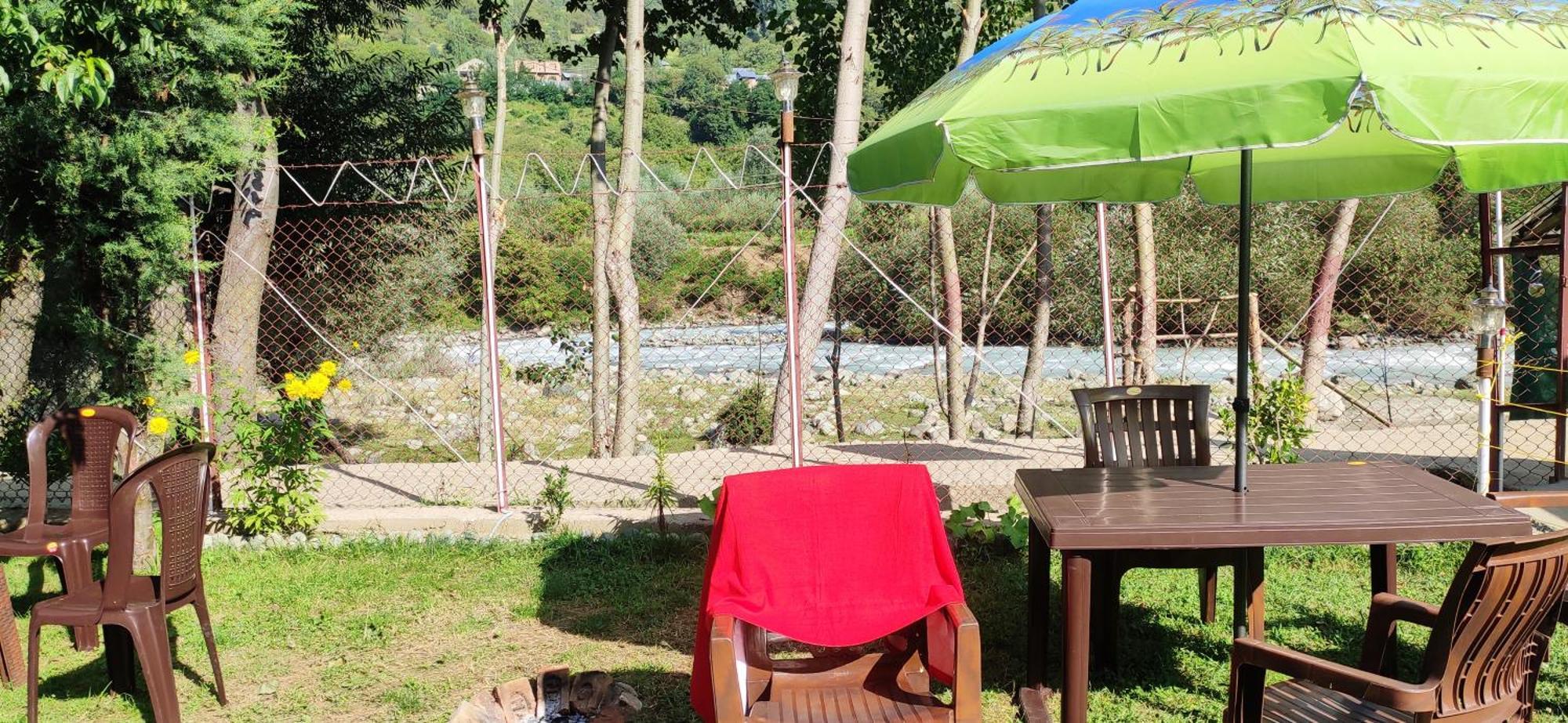 Dream River Resort Pahalgām Екстериор снимка